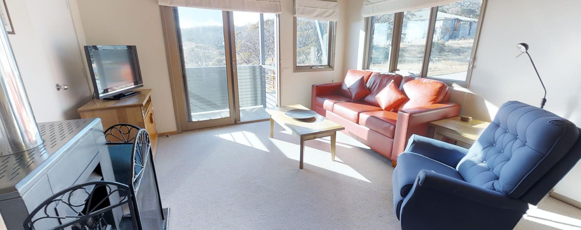 Studio Loft (Sleeps 4)