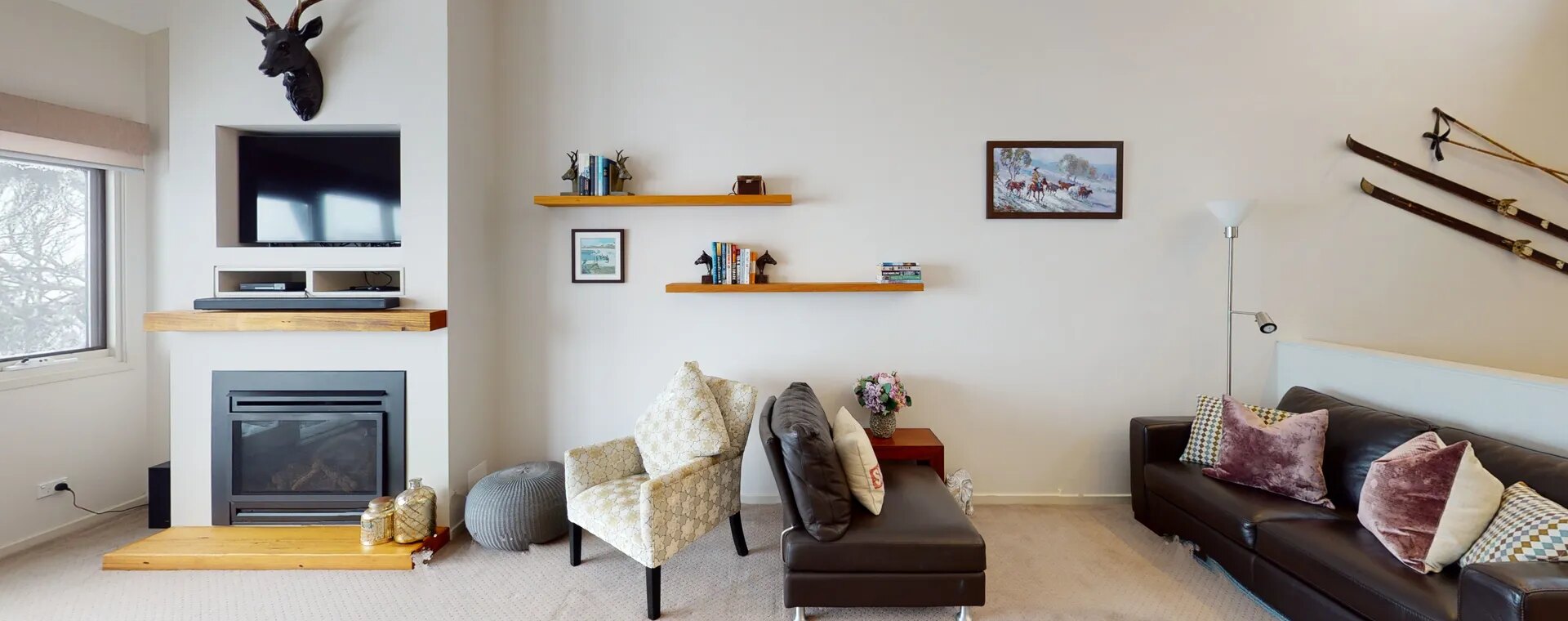 Lodge Apartment (Sleeps 6)