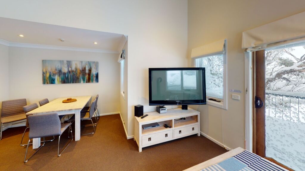 Family Chalet 29 (Sleeps 4)
