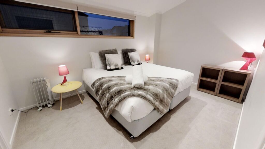 Lodge Apartment 24 (Sleeps 6)