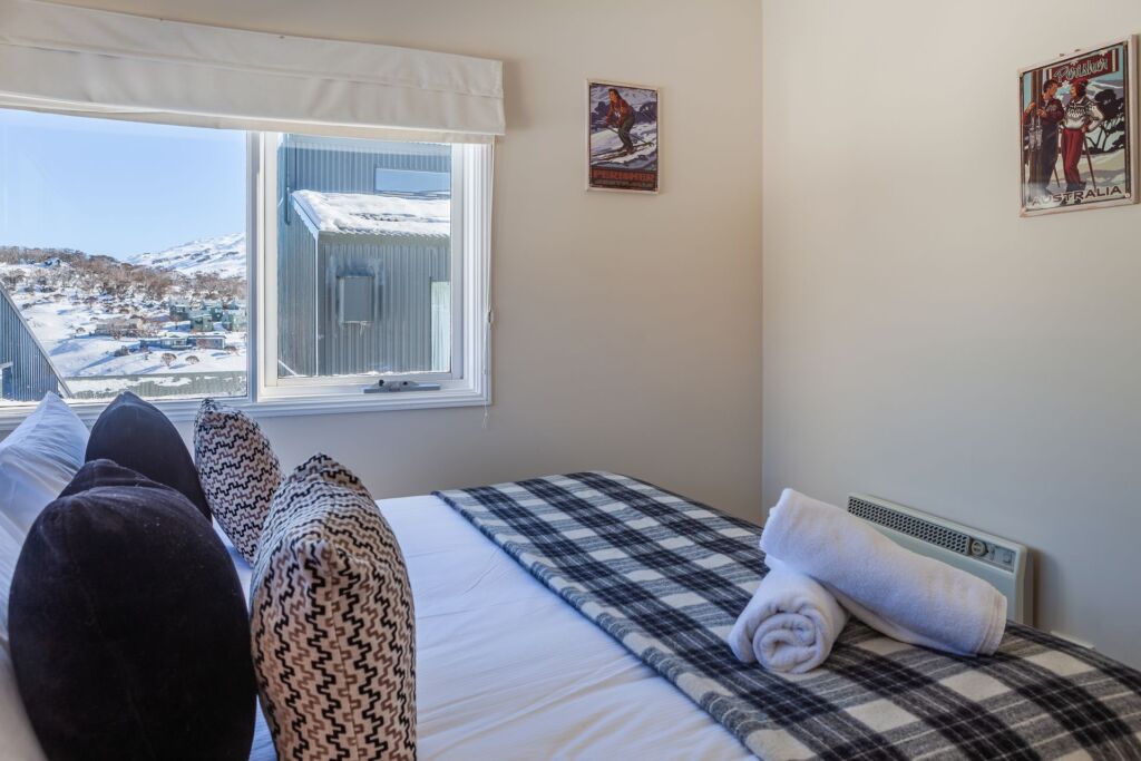 Family Chalet 32 (Sleeps 5)