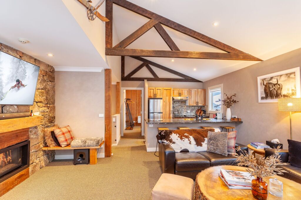 Lodge Chalet 28 (Sleeps 4)
