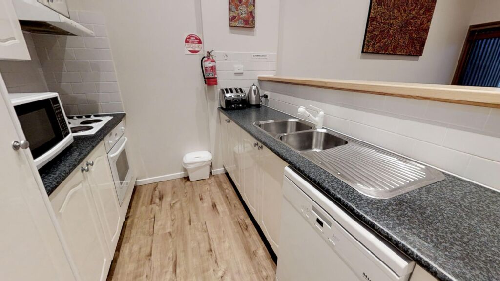 Lodge Apartment 22 (Sleeps 6)