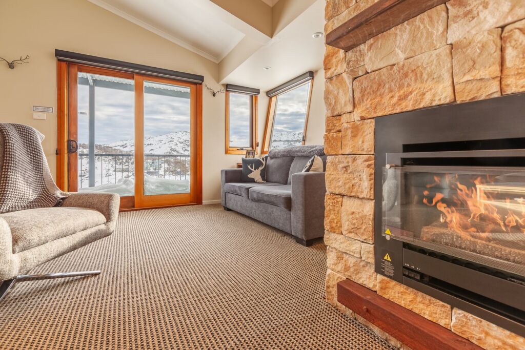 Lodge Chalet 15 (Sleeps 6)