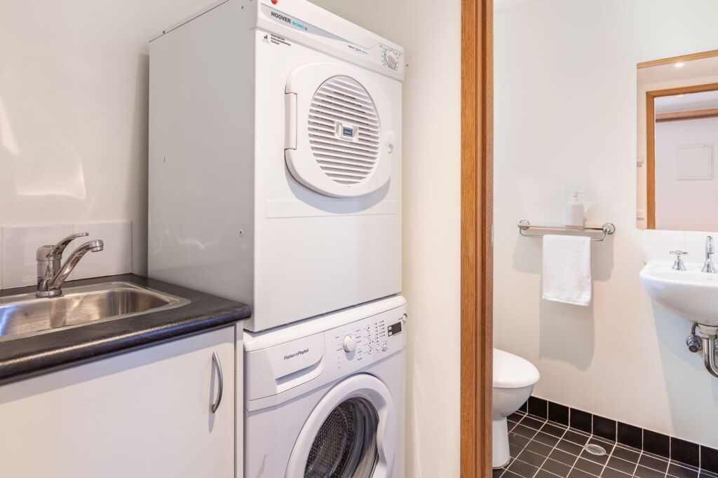 Studio Loft 8 (Sleeps 2)
