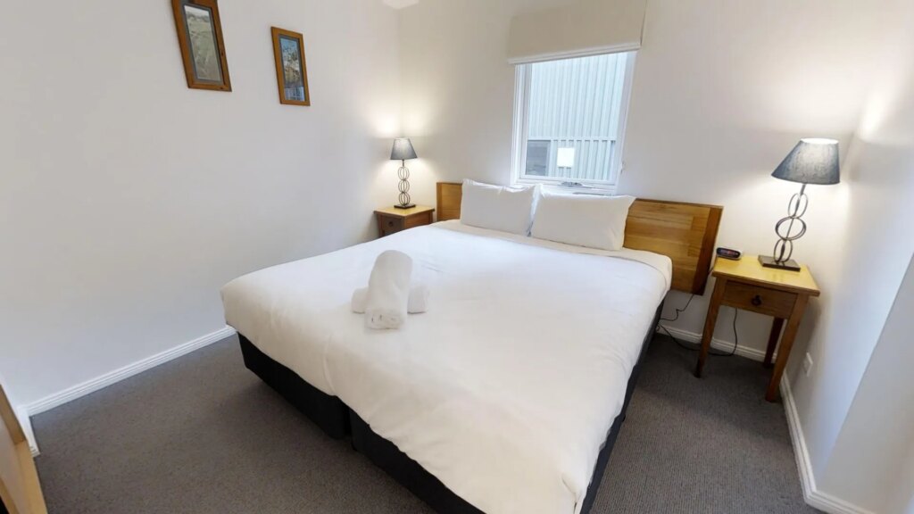 One-Bedroom Courtyard (Sleeps 2)