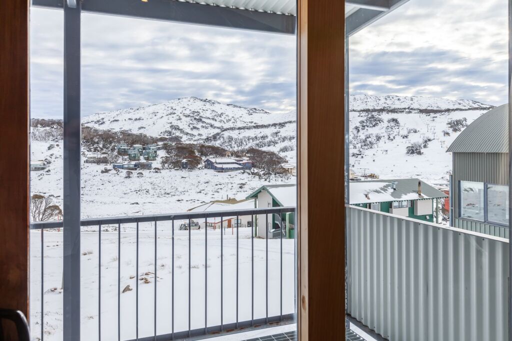 Lodge Chalet 15 (Sleeps 6)