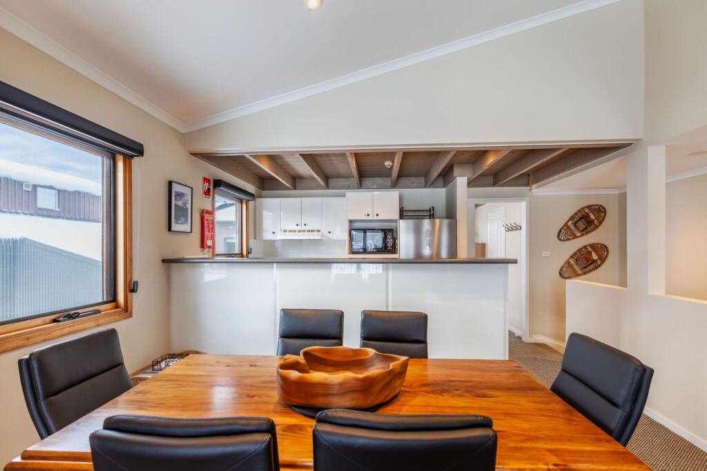 Lodge Chalet 15 (Sleeps 6)