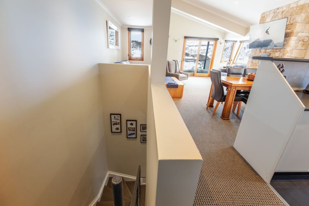 Lodge Chalet 15 (Sleeps 6)
