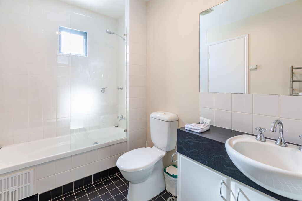Family Chalet 32 (Sleeps 5)
