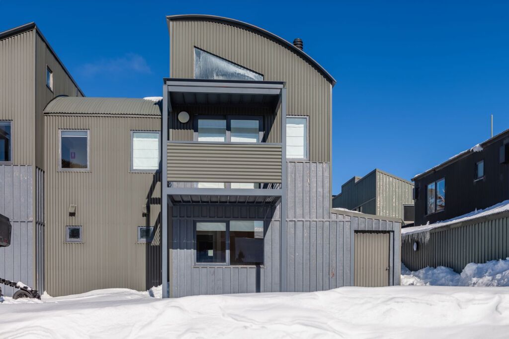 Family Chalet 32 (Sleeps 5)
