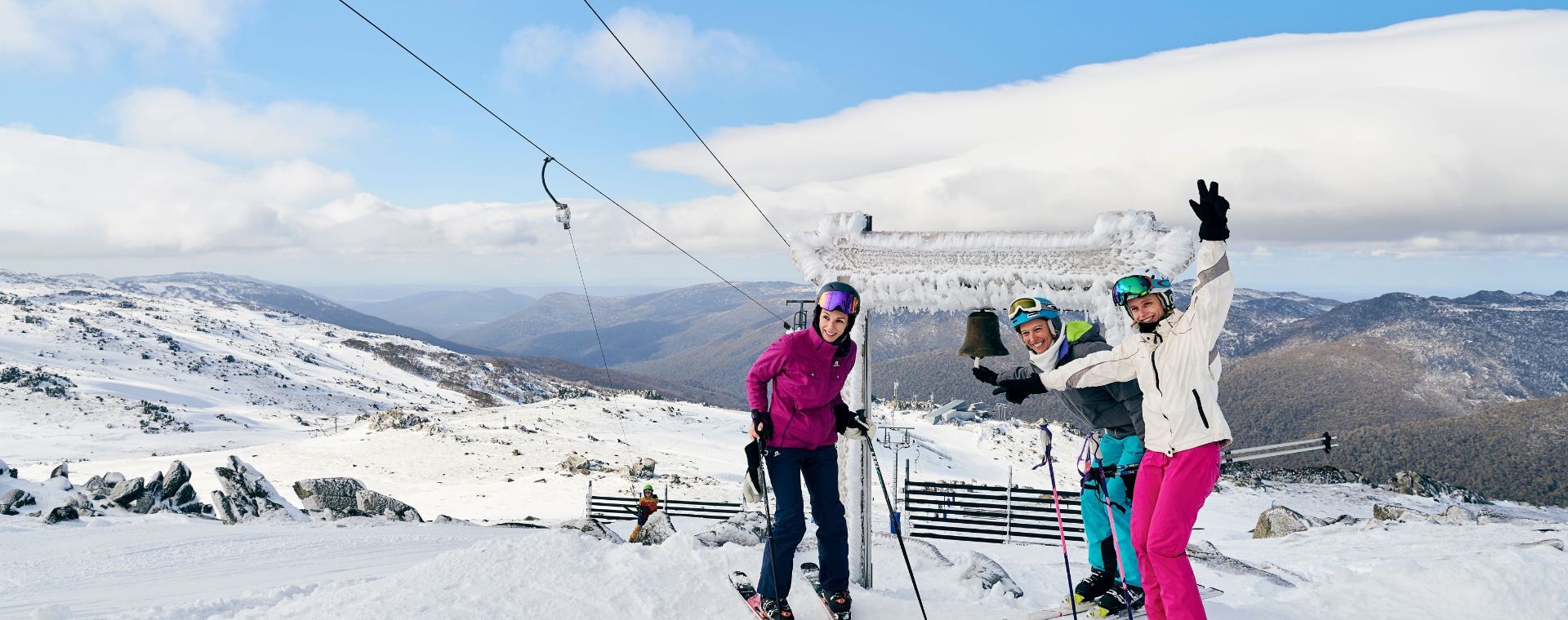 3 women enjoying the snow at perisher nsw